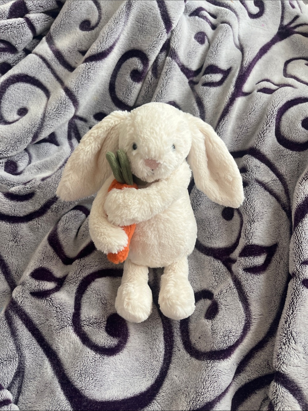 Jellycat Amusables Bunny Holding Carrot🥕